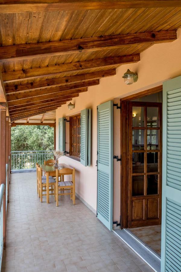 Villa Artjeta Kastrosykia Exteriör bild