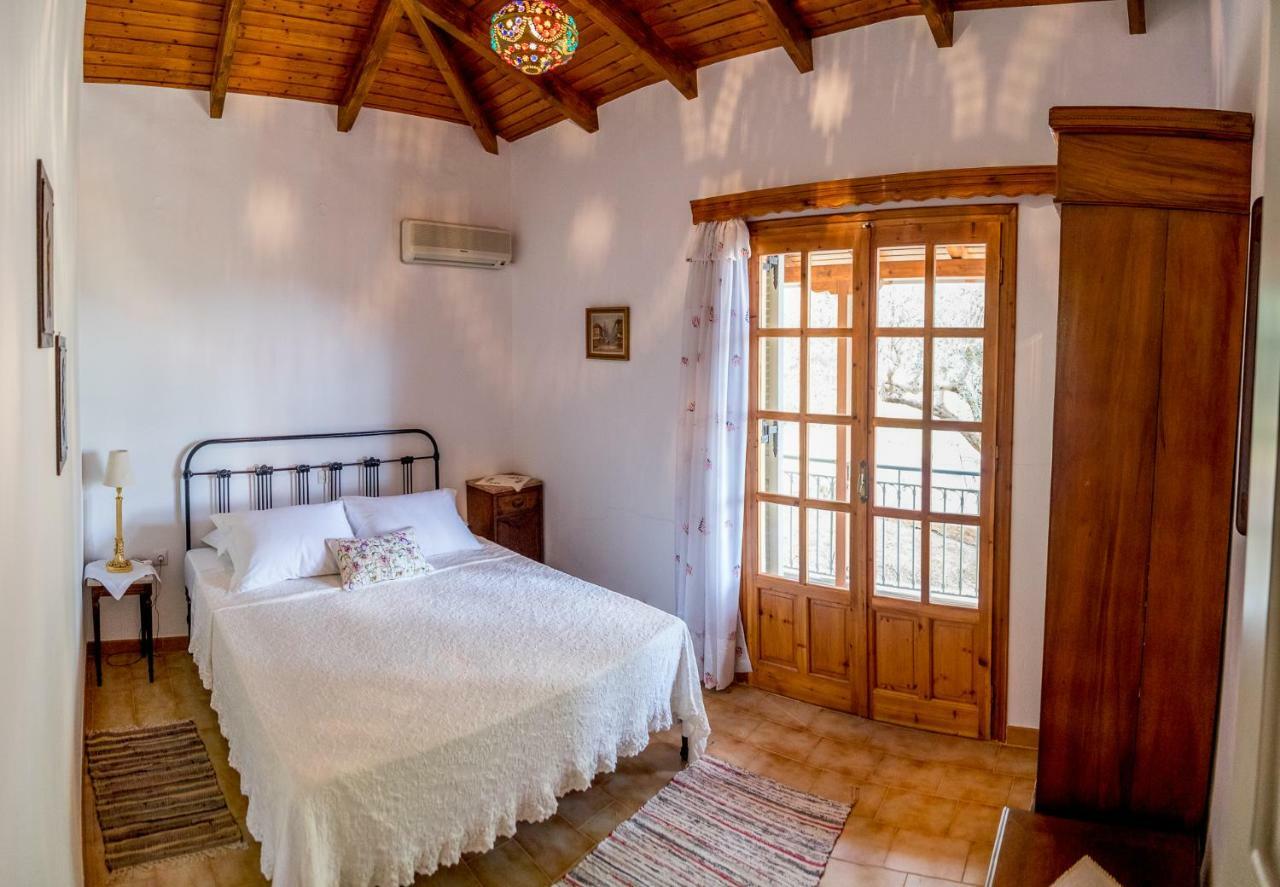 Villa Artjeta Kastrosykia Exteriör bild